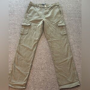 Women’s Well Worn Olive Cargo Pants